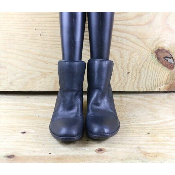 Born Boots Womens 8 Black Leather Ankle Bootie Slip On Moto Biker - Picture 2 of 8